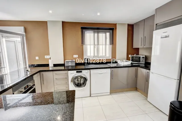 Adosado 6 habitaciones 242m² en venta - Centro — 40