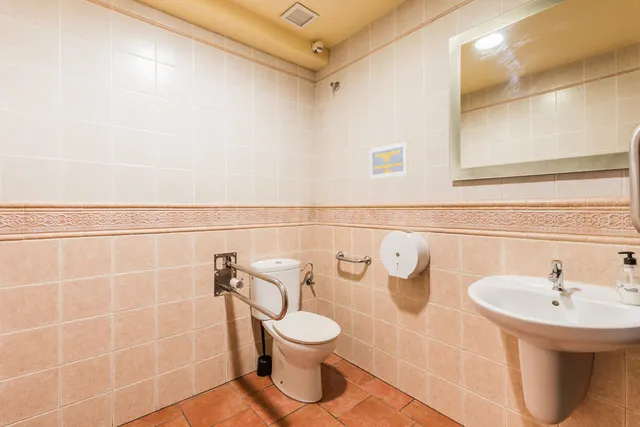 Local comercial 124m² en venta - Calaburra - Chaparral - foto 5
