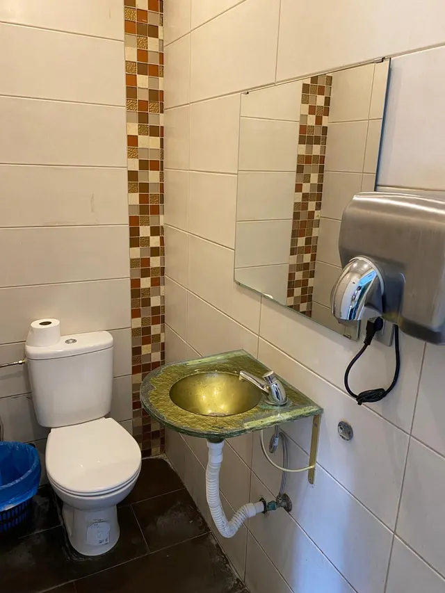 Se traspasa BAR DE COPAS en Cavaleri, MAIRENA DEL ALJARAFE. — 10