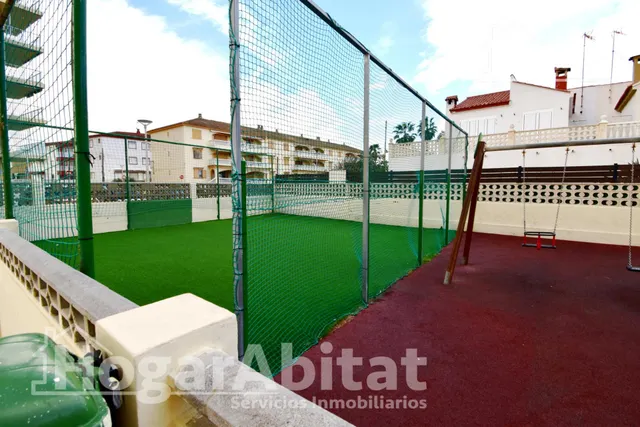 Vistas al mar en primera línea y terraza en este luminoso apartamento exterior en la playa del Mareny Blau — 39