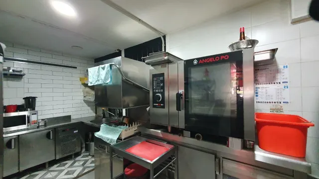 TRASPASO restaurante personalizable — 23