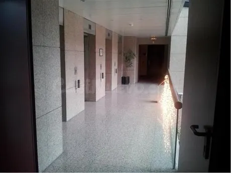 Local comercial 166m² en alquiler - Sevilla - foto 2