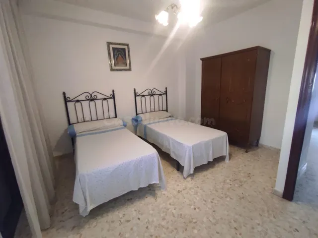 Casa Amueblada en Cabra con Patio y Chimenea - foto 5
