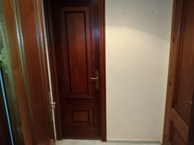 OFICINA EQUIPADA EN PLENO CENTRO — 8