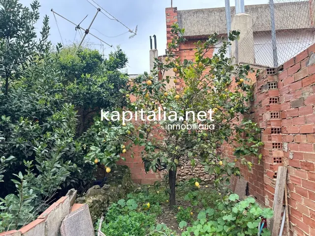 Casa a la venta en La Pobla del Duc (Valencia) - foto 2