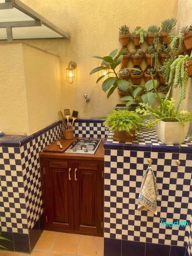 Bonito piso con patio en bonita calle centro Sitges - foto 4
