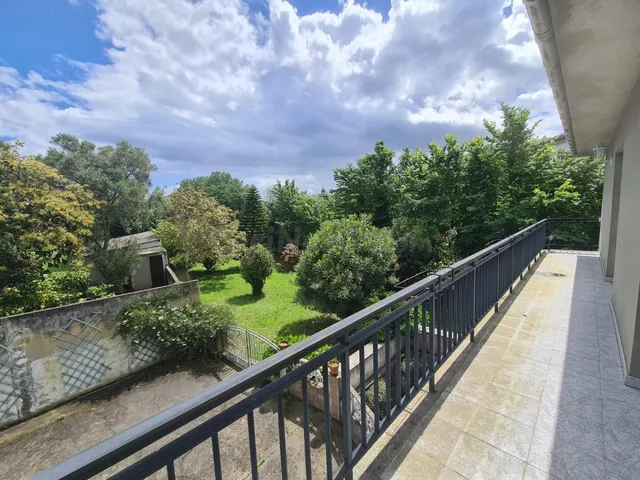 Casa señorial gallega con finca de 2.862 m2 a solo 5 minutos