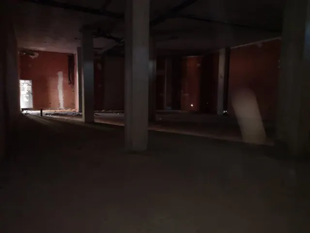 AMPLIO LOCAL COMERCIAL EN JUAN CARLOS I — 3