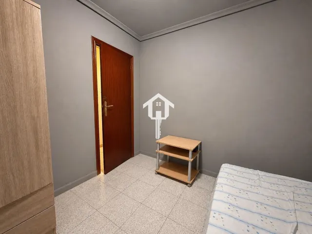 Piso en venta en Alicante, 95m2 , 4 habitaciones, 1 baño, primera planta sin ascensor. zona campoamor — 24