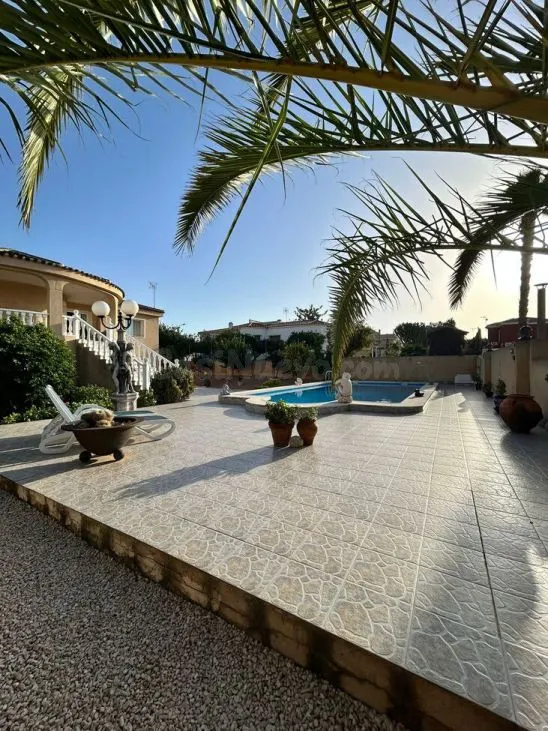 Villa 3 habitaciones 292m² en venta - Centro — 3