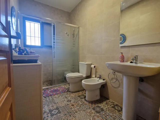 Finca rústica con dos viviendas, piscina y 56.000 m2 de tierras de regadío a 10 minutos de Jerez — 13