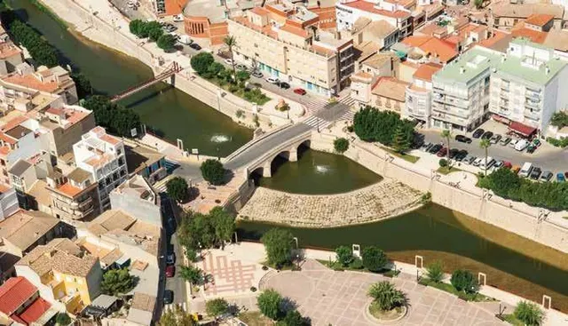 VILLAS DE OBRA NUEVA EN ROJALES — 9