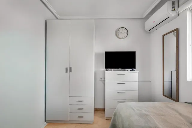 Impresionante Ático en esquina de TRES dormitorios reformado en el residencial Santa Gema — 22
