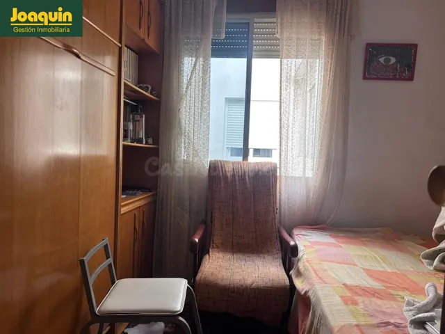 Amplio piso de 123 m2 con terraza y gran potencial en Santa Rosa — 5