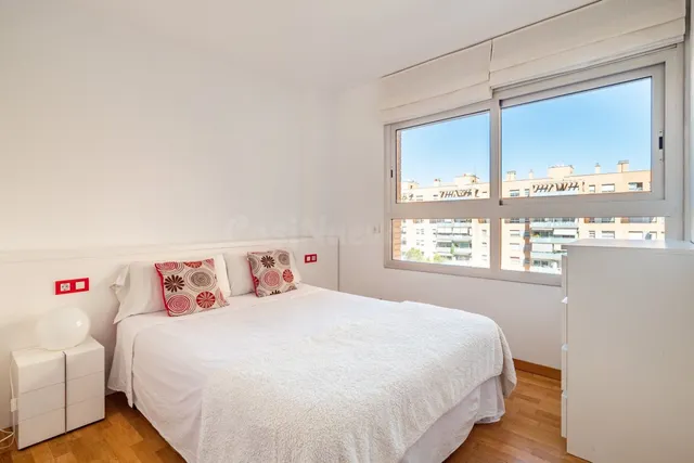 Piso 3 habitaciones 90m² en alquiler - Diagonal Mar i el Fro - foto 5