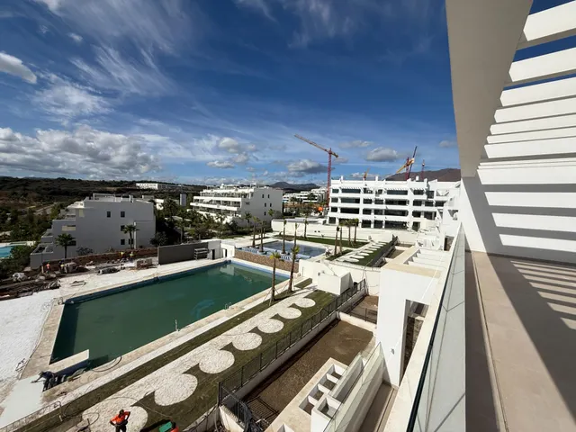 Ático de Lujo con Piscina Infinity Privada en Estepona — 16