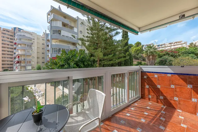 Vivienda con terraza y vistas al mar en Avenida de las Gaviotas, Fuengirola — 19