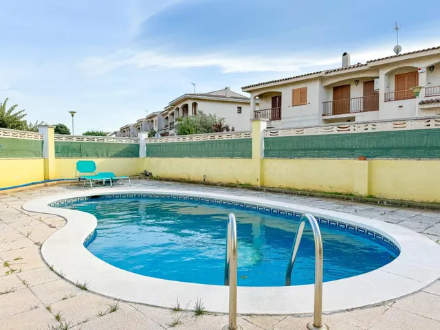¡Piscina privada y playa a 10 minutos! Chalet esquinero de 4 - foto 4