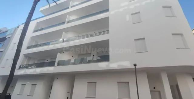 Ático de obra nueva “Key Ready” a solo 60 metros de la playa