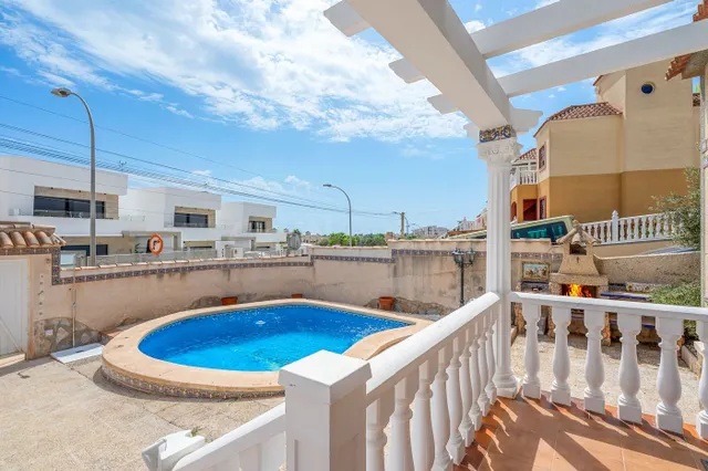 CASA DE 3 DORMITORIOS 2 BAÑOS EN SAN MIGUEL DE SALINAS ( ALICANTE ) — 5