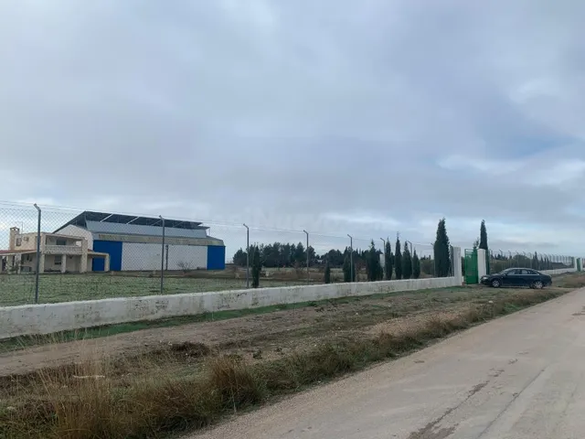 Nave industrial 144m² en venta - Barrios periféricos - Pedan