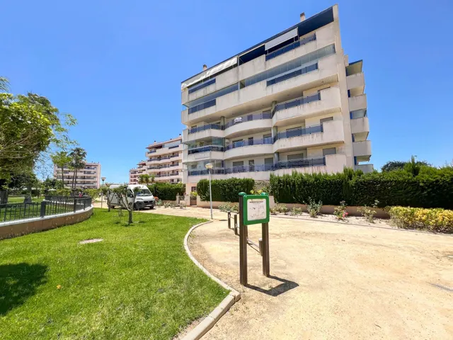 Tu escapada perfecta en Arenales del Sol — 3