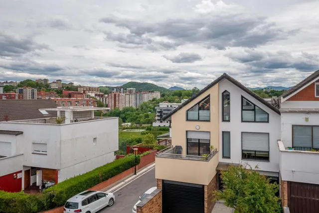 Chalet 4 habitaciones 240m² en venta - Bidebieta — 32