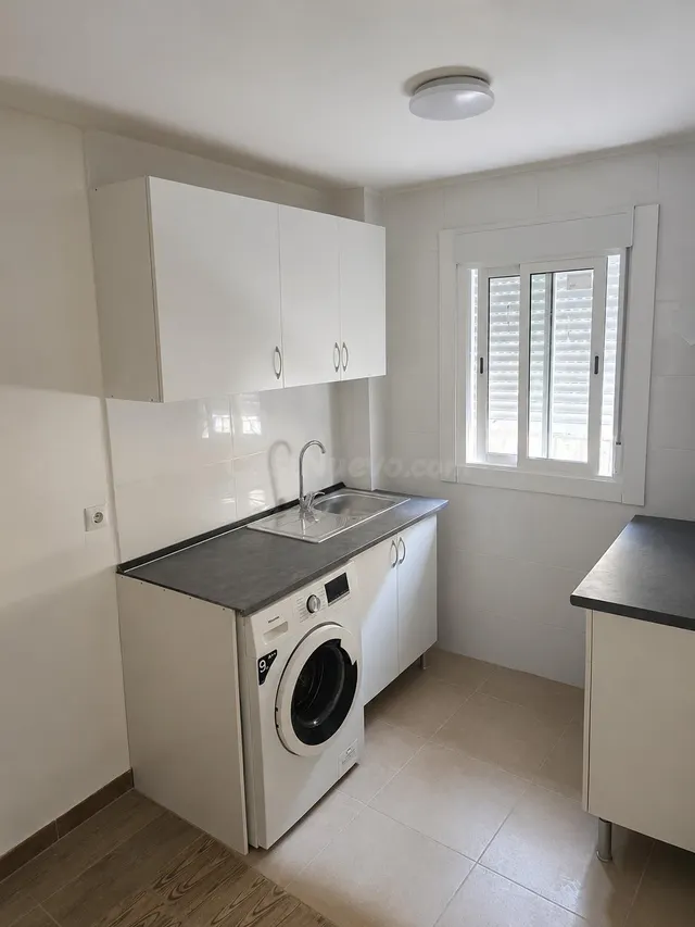 Se vende piso con arrendatario para inversores, Acogedor Apa - foto 2