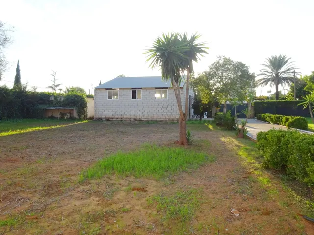 Chalet independiente de una planta en urbanización privada e - foto 3