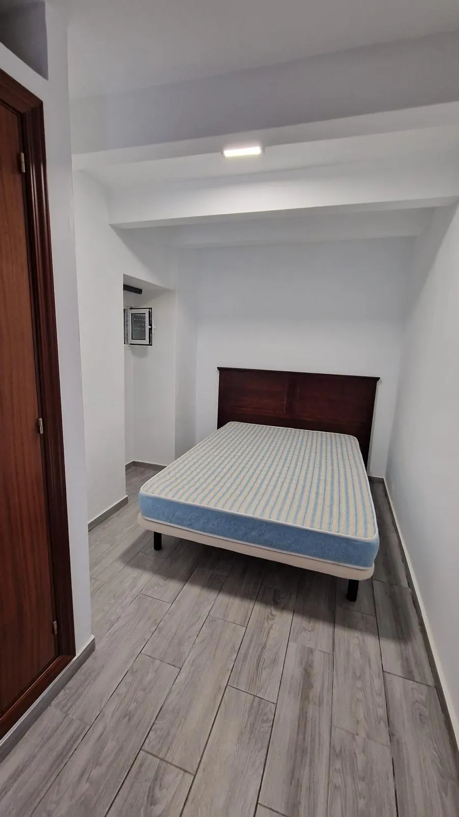 ALQUILER DE APARTAMENTO (ZONA FUENTE DEL RÍO)