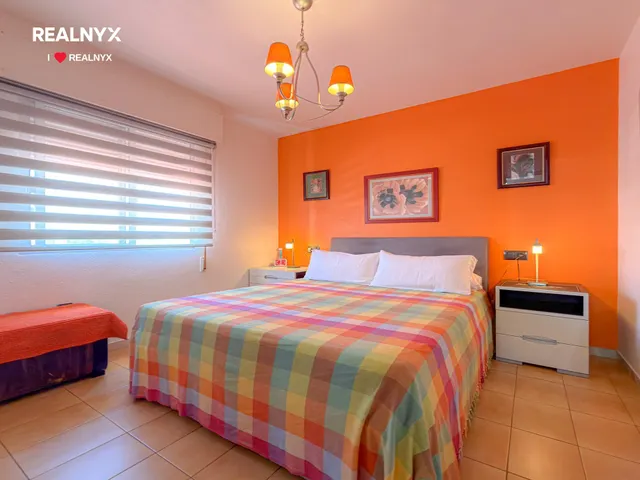La Veleta! Exclusivo ático reformado con encanto + Amplia terraza con vistas maravillosas al mar (200 m de la playa) — 18