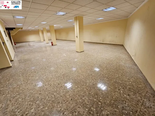 ESPECTACULAR LOCAL CHAFLAN EN ZONA SEMICENTRICA DE CASTELLON DE LA PLANA — 10