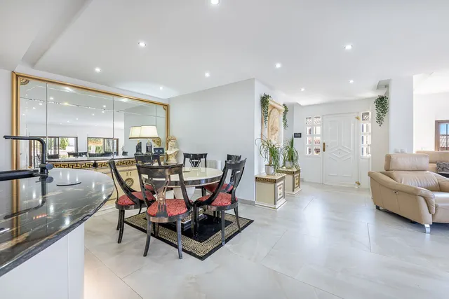 Chalet 4 habitaciones 217m² en venta - Centro — 10