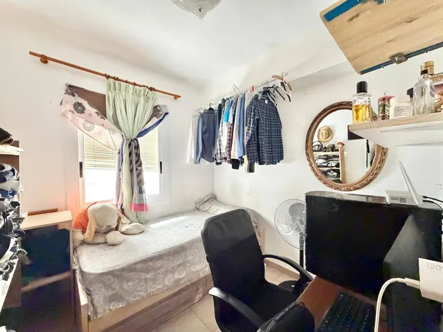 Vivienda en venta en el barrio de La Florida, Alicante - foto 3