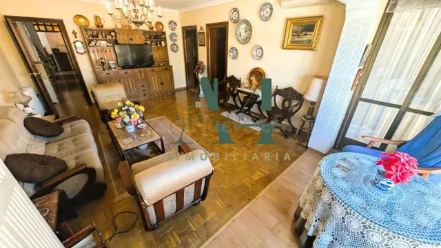 Piso céntrico junto a la Cruz en zona peatonal - foto 4