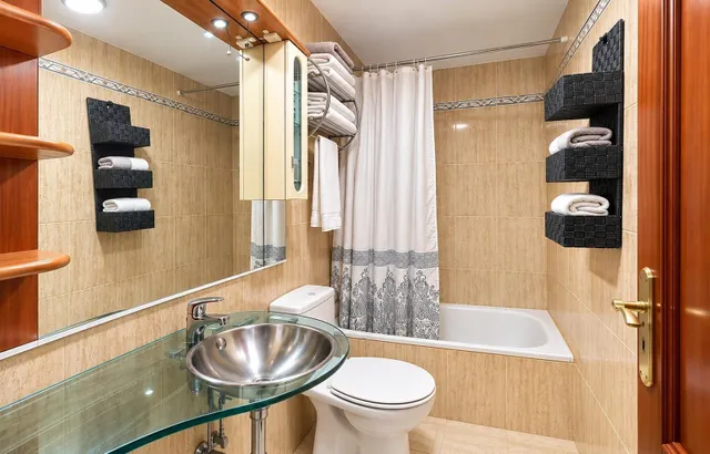 Amplio piso en Fuengirola – excelente ubicación a un paso del centro — 13