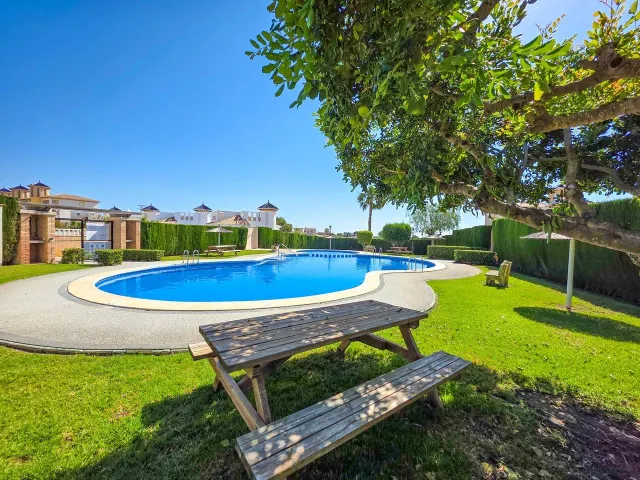 Apartamento 2 habitaciones 72m² en venta - Lomas de Cabo Roig — 23