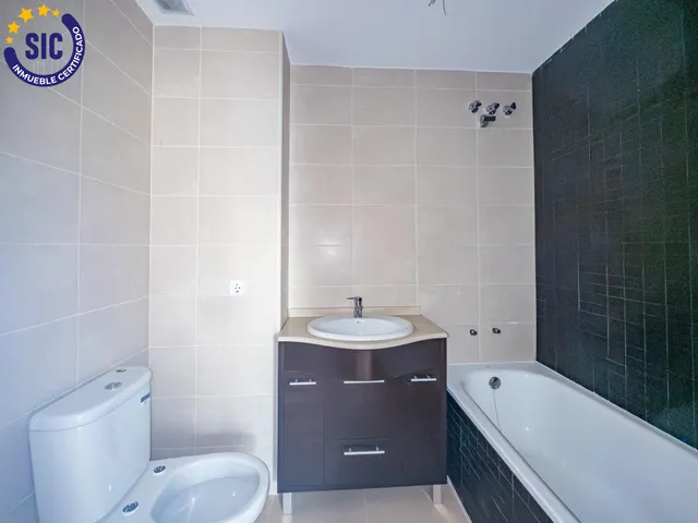 Apartamento de 2 dormitorios//bajo con jardín — 9