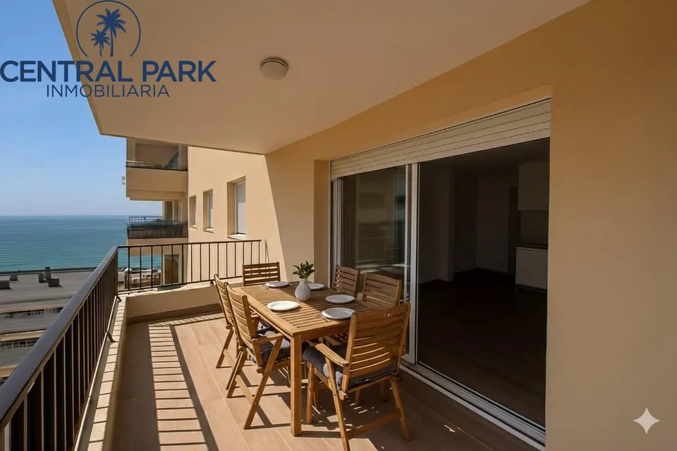 Apartamento NUEVO con vistas Mar y junto Playa Capellans