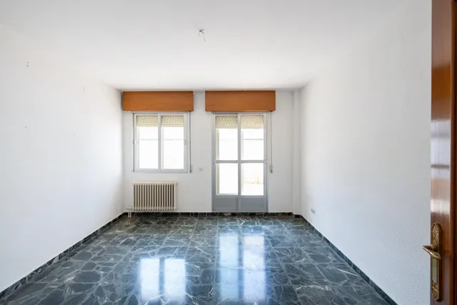 🏠 AMPLIO PISO EN EL CENTRO DE ALCALÁ LA REAL – 190 m2 CON TERRAZA Y OPCIÓN DE GARAJE — 30