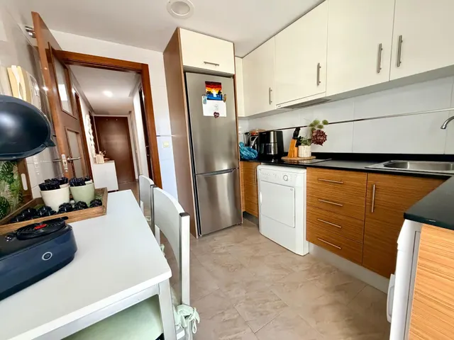 Vivienda reformada con terraza en Aguadulce Norte, piscina comunitaria y lista para entrar a vivir — 11