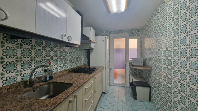Amplio y luminoso piso de 3 habitaciones — 14