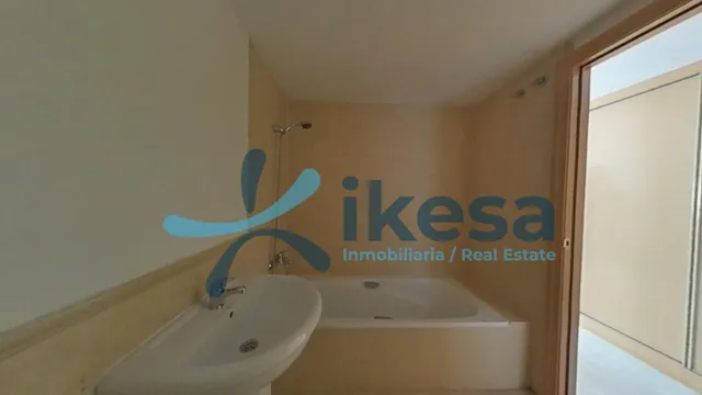 Venta de Vivienda en Marbella, Málaga. — 12