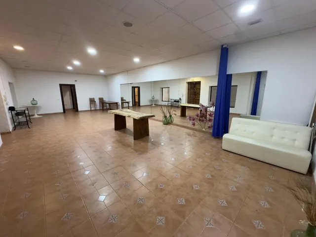 Oportunidad !!!! Gran Local comercial en pleno centro de Arroyo de la Miel - Benalmadena — 6
