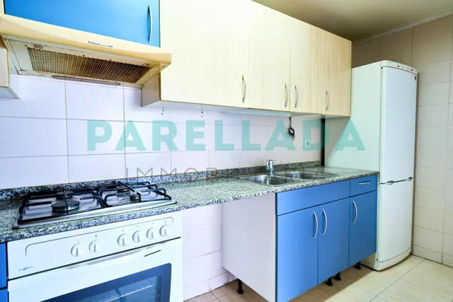 Piso de 3 habitaciones con parking junto al Puerto de Badalona — 11