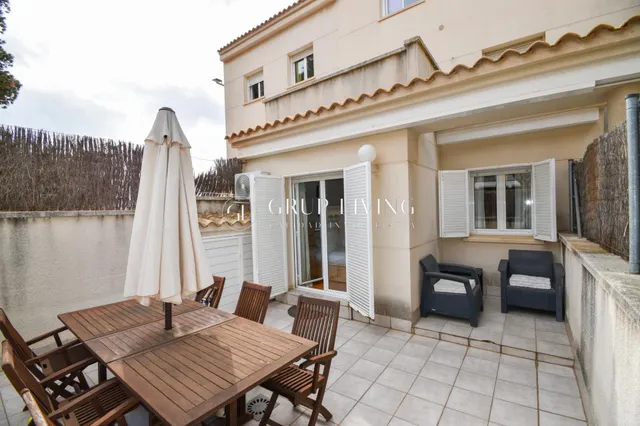 DUPLEX LUMINOSO EN LA LEVANTINA — 36