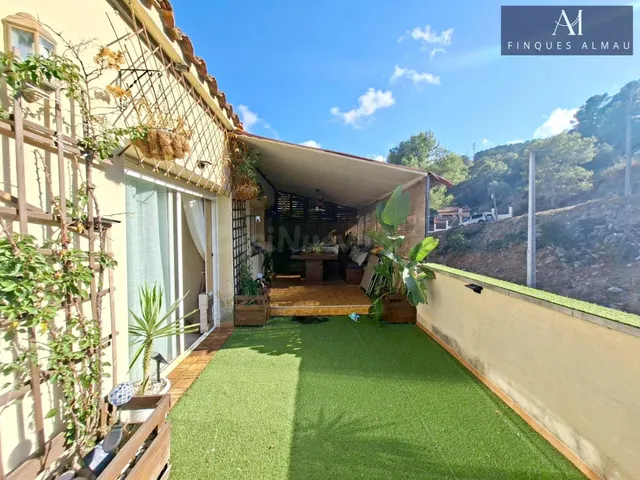 Piso con jardin en Olivella - foto 2