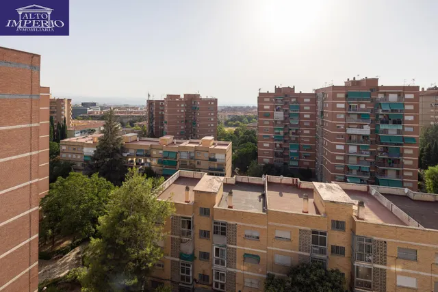 Precioso piso en Luz Casanova de Granada — 35