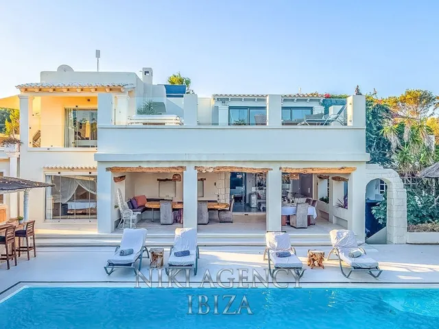 Casa-Chalet en Venta en Santa Eularia Des Riu Baleares — 34