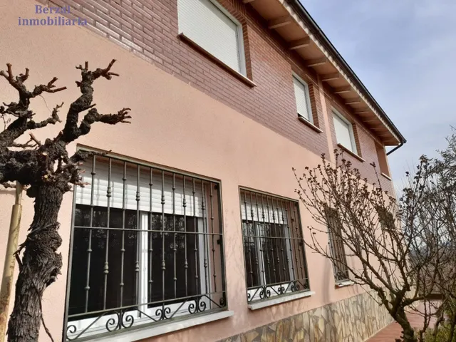 Magnifica casa, con más de dos mil metros de terreno. — 3